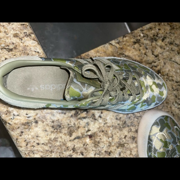 SAMBA ROSE CAMO ADIDAS SIZE 10.5 - Picture 5 of 6